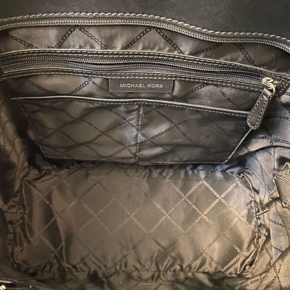 Michael KORS MK Monogrammed signature large tote bag excellent condition clean - Picture 5 of 8